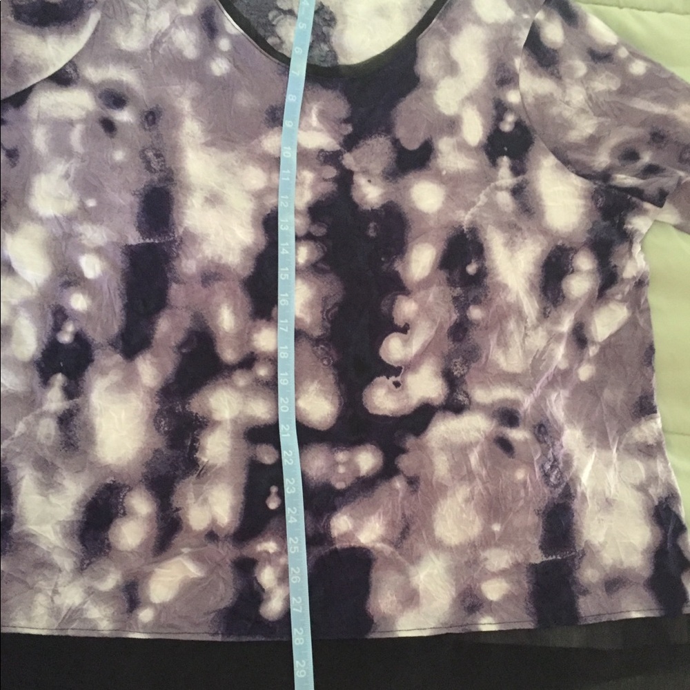 Light weight vera Wang top